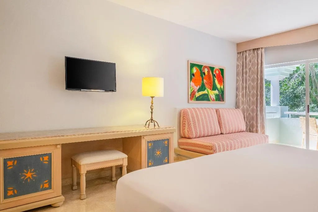 DOUBLE STANDARD Room, Iberostar Waves Paraiso del Mar All Inclusive, Cancun Area
