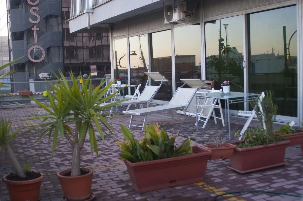General view, Marina ResArt B&B, Naples