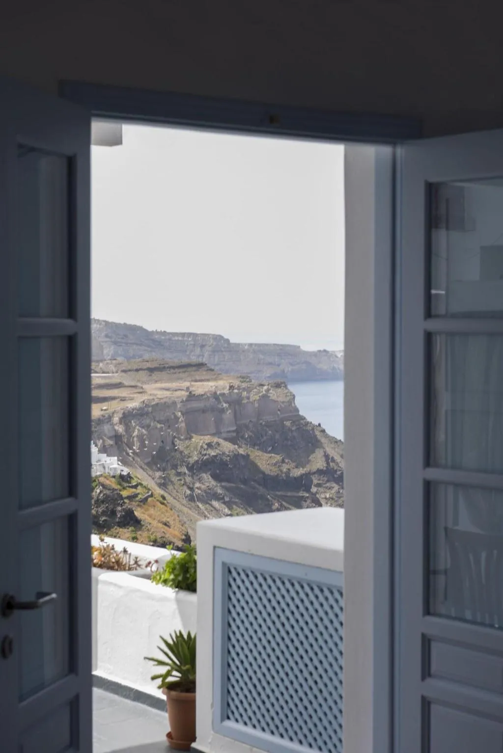 Room, Kastro Suites, Santorini