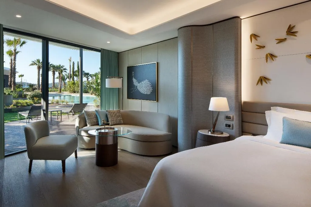DOUBLE POOL VIEW Room, Reges a Luxury Collection Resort & Spa, Izmir