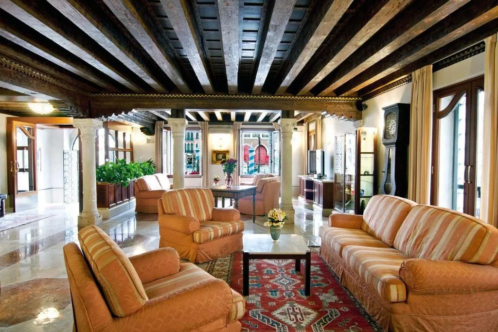 Lobby, Foscari Palace, Venice