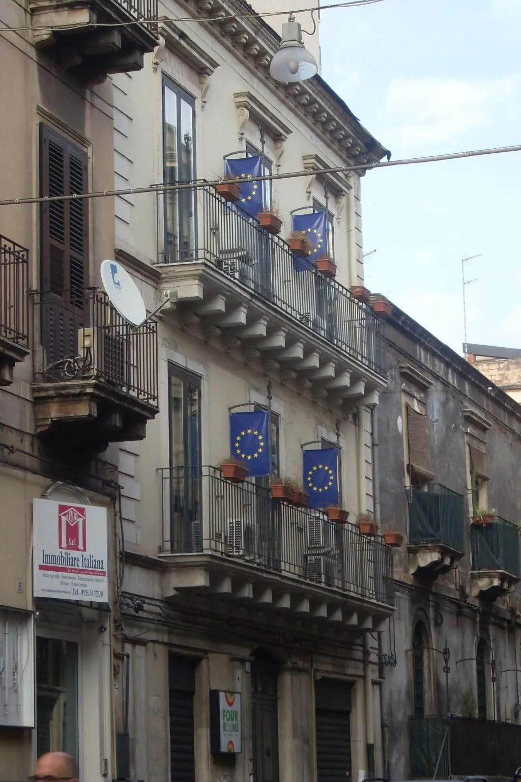 General view, Four Rooms, Catania