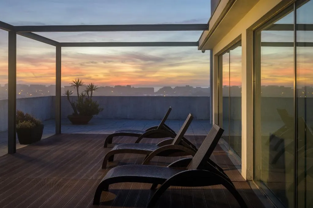Terrace, Torre Mar Hotel, Porto