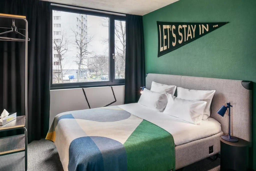DOUBLE EXECUTIVE QUEEN BED Room, The Social Hub Berlin, Berlin