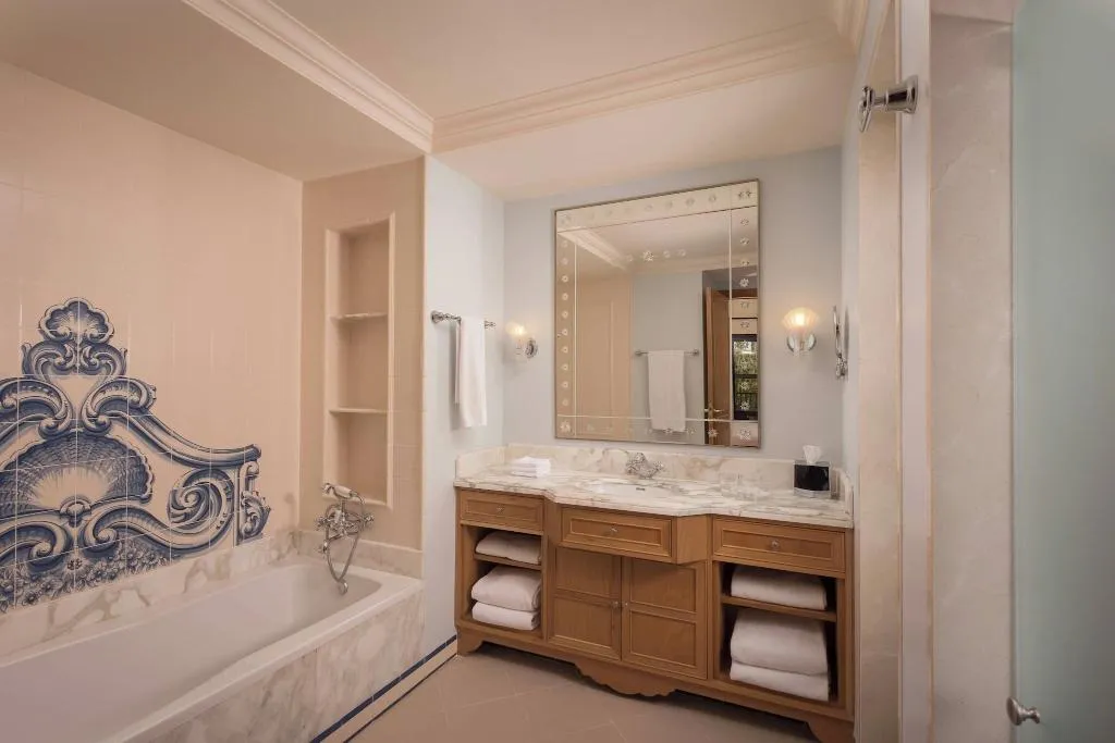 Room TWO DOUBLE BEDS Room, Pine Cliffs Residence, Algarve
