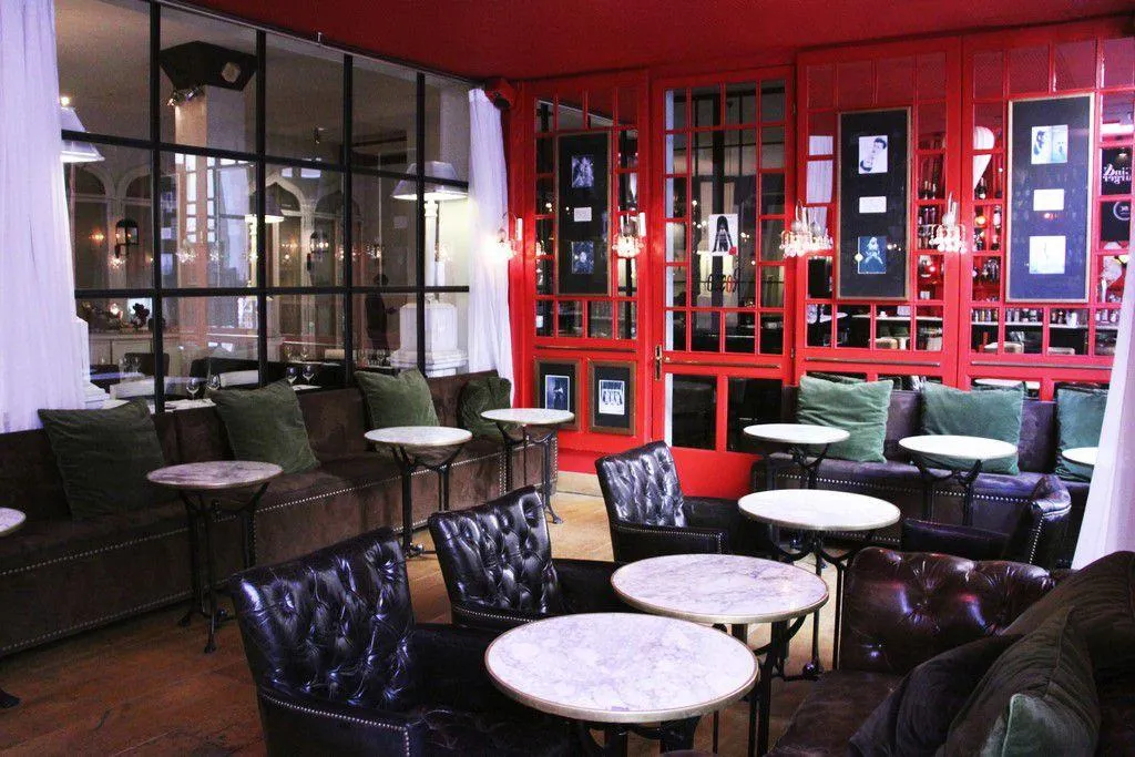 Bar, Market, Barcelona