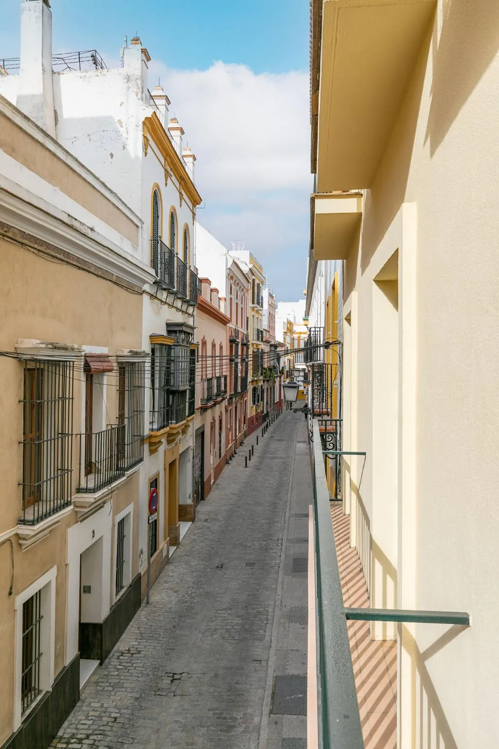 APARTMENT THREE BEDROOMS Room, Holiday Rentals Los Salados, Seville