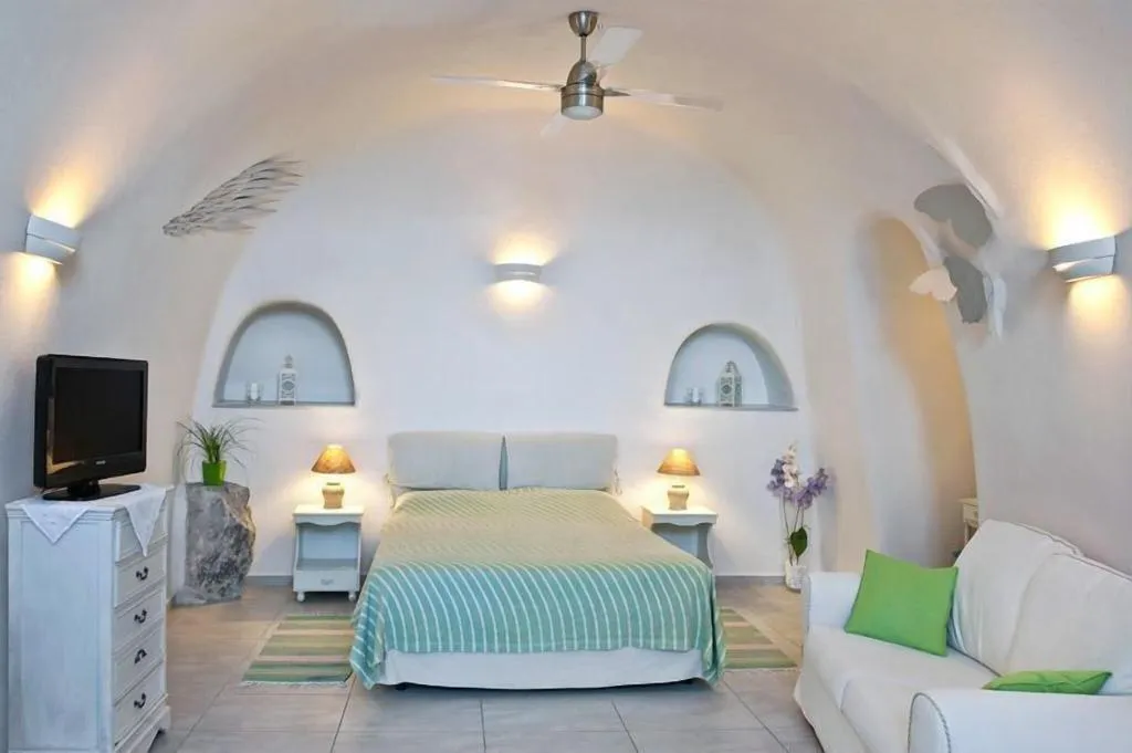 TWIN SUPERIOR Room, Kavalari Hotel, Santorini