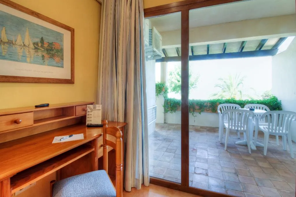 APARTMENT CAPACITY 4 ONE BEDROOM Room, Club Sunway Punta Prima, Ibiza