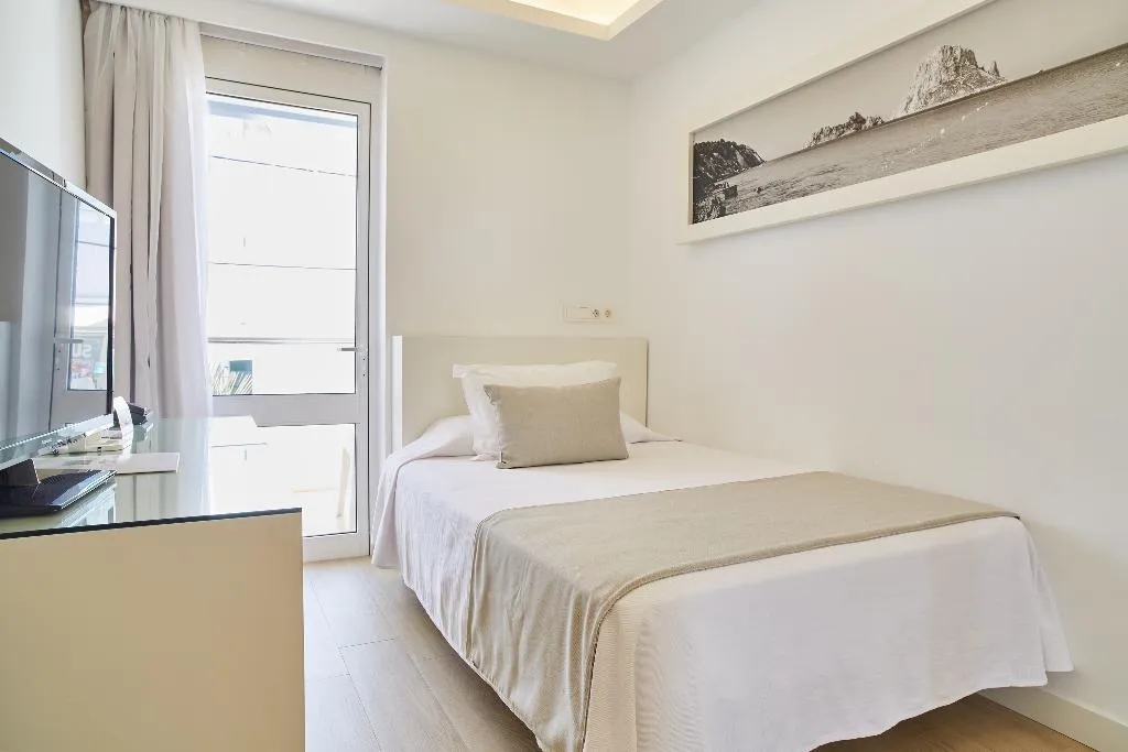 SINGLE STANDARD Room, Argos, Ibiza