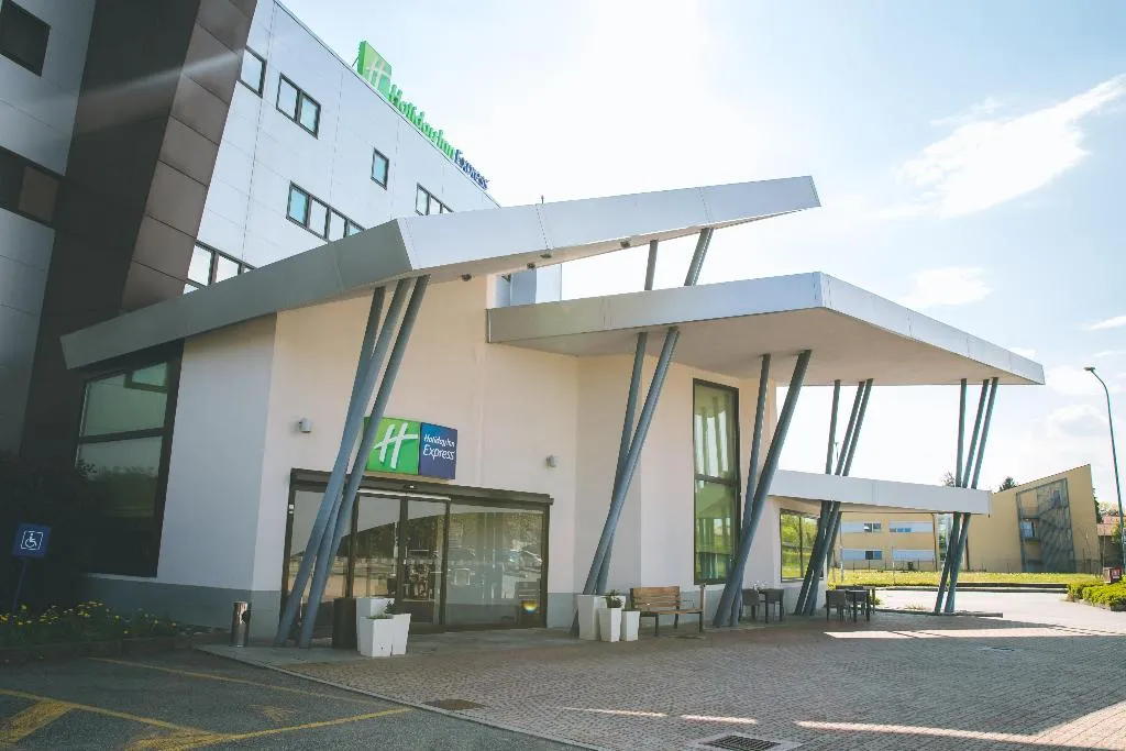 General view, Holiday Inn Express Milan-Malpensa Airport, Milan