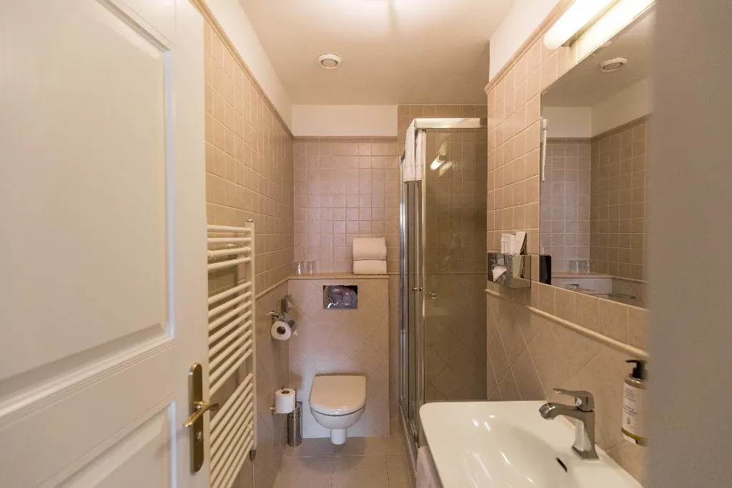 TRIPLE STANDARD Room, Hotel Rott Prague, Prague