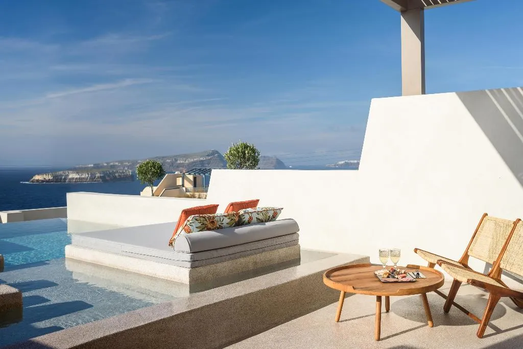 SUITE EXECUTIVE Room, Potnia Theron Suites, Santorini