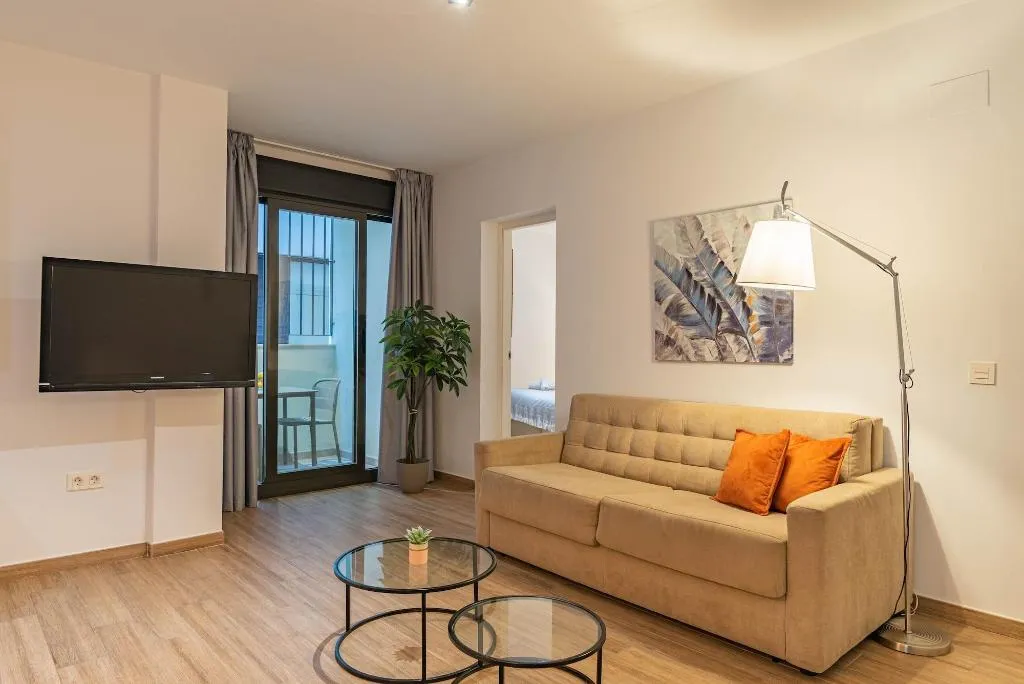 Room, Feelathome Ma Rtires Apartments, Costa Del Sol