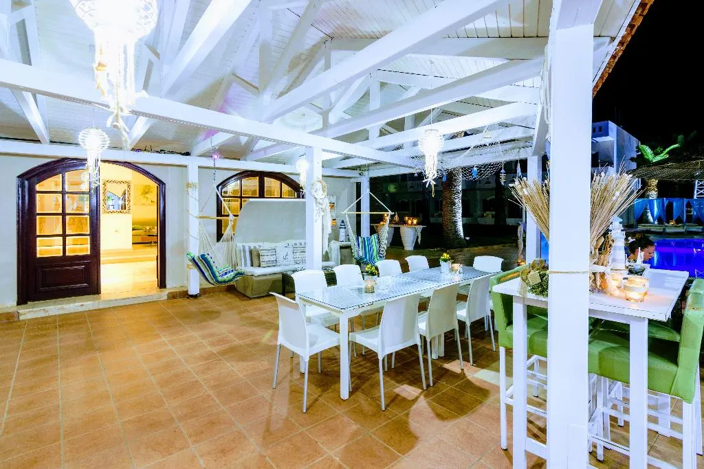 Terrace, Stelios Gardens, Crete