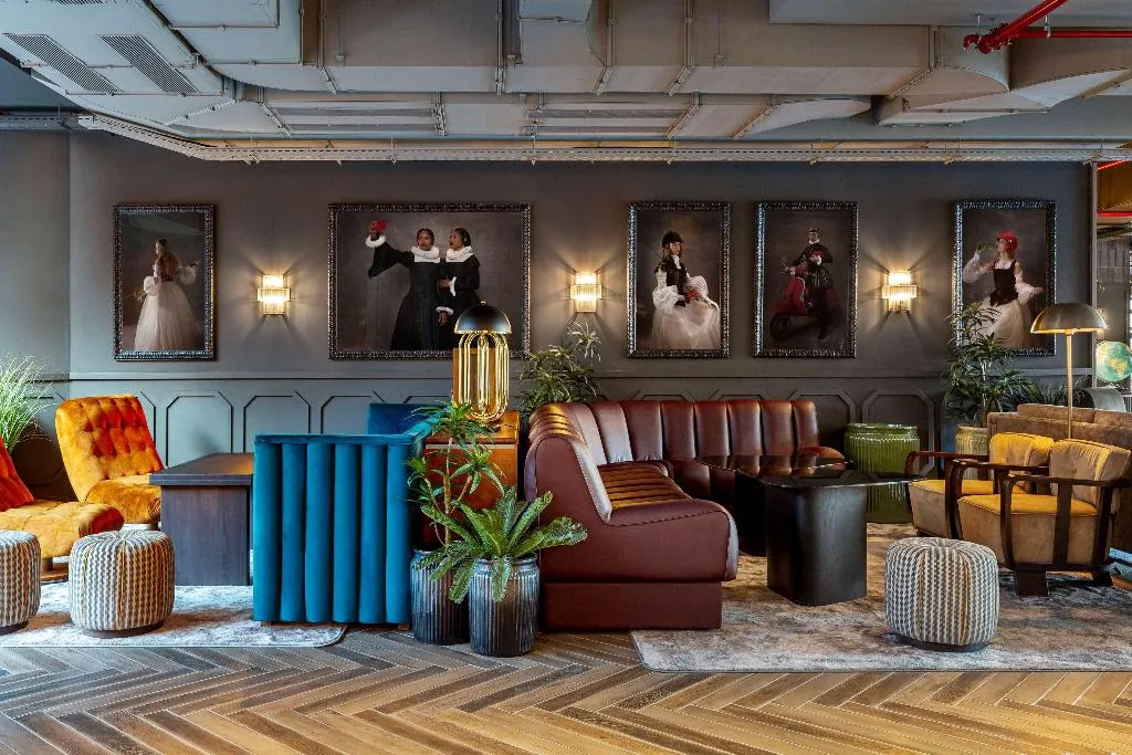 Lobby, Radisson RED Madrid, Madrid