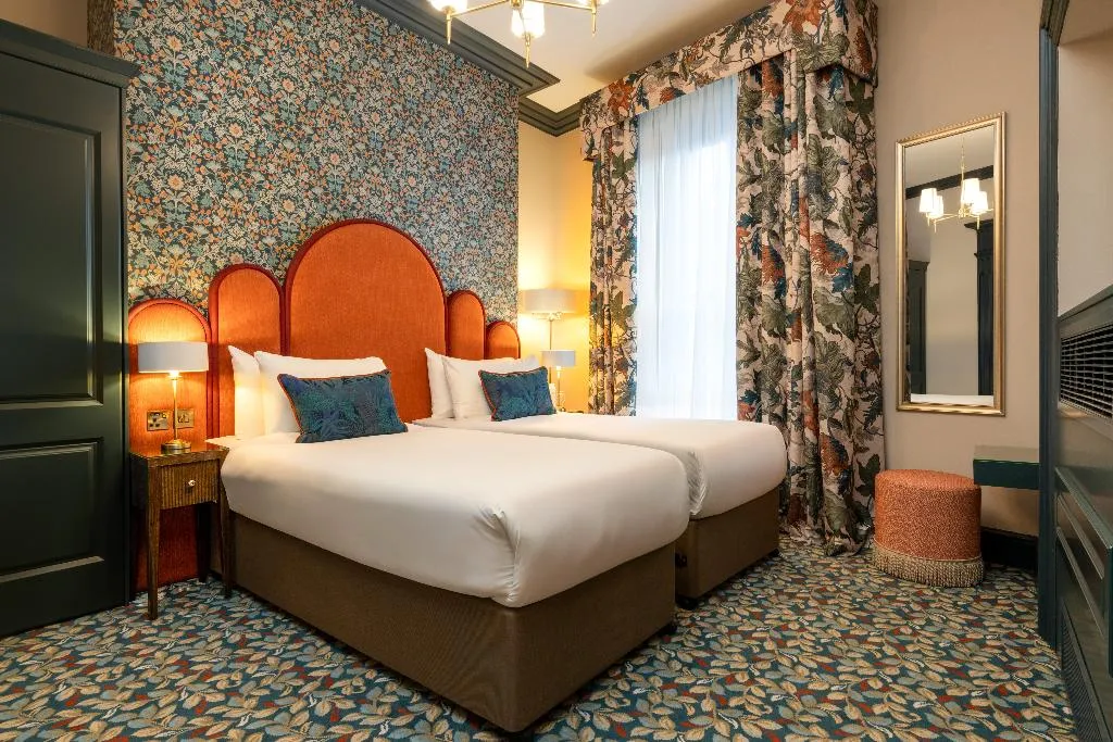 SUITE STANDARD Room, Trinity City Hotel, Dublin