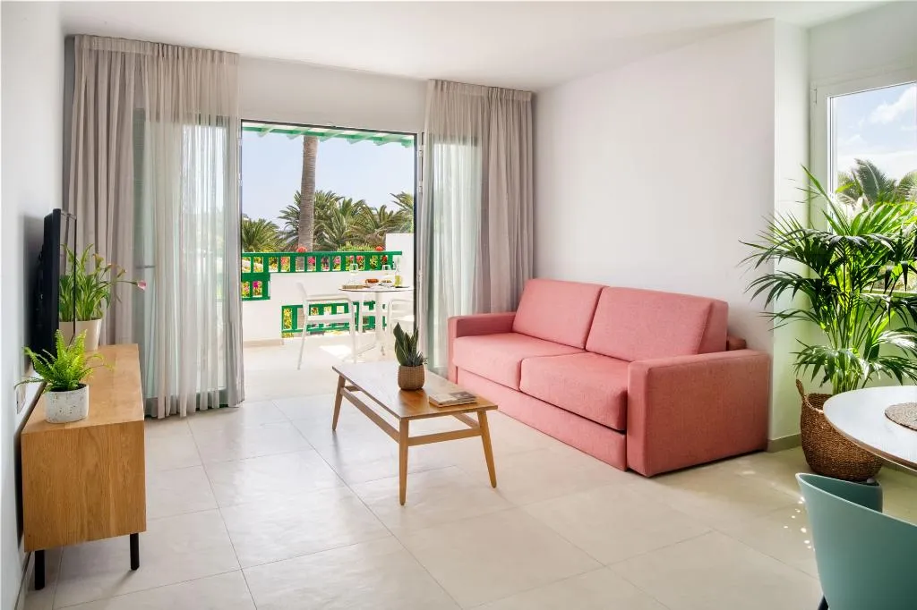 APARTMENT KING SIZE BED Room, Nazaret Apartments, Lanzarote