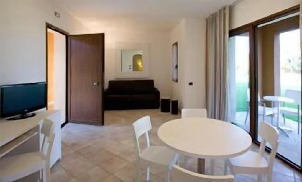 Room, Terra Di Mare Resort & Spa, Olbia