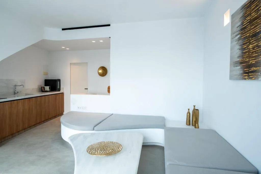 Room, Heavens Edge by Mr and Mrs White, Santorini