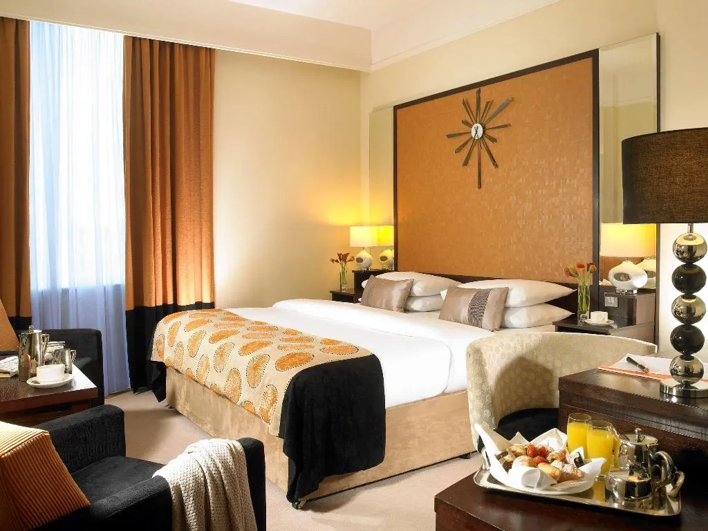 Room, Carlton Hotel Blanchardstown, Dublin