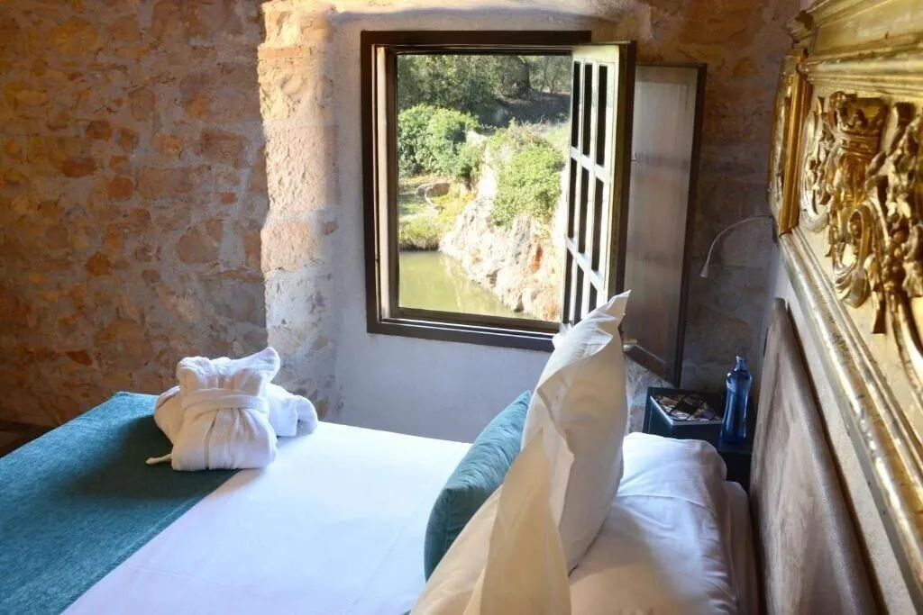 Room, Hotel Molí de l'Escala, Costa Brava