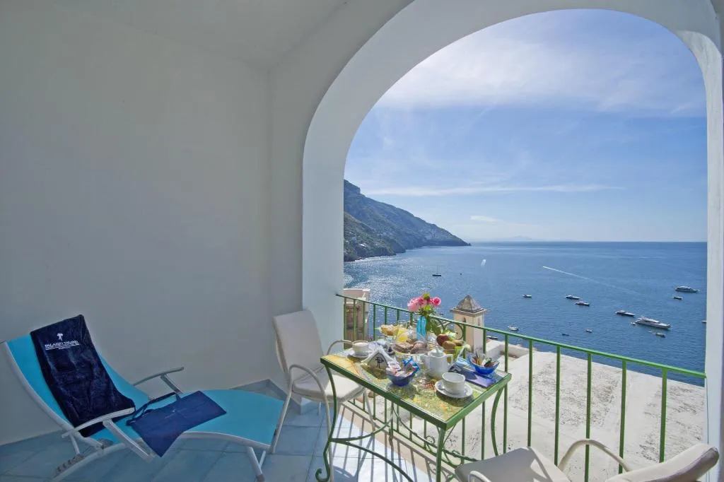DOUBLE SUPERIOR SEA VIEW Room, Palazzo Talamo, Naples