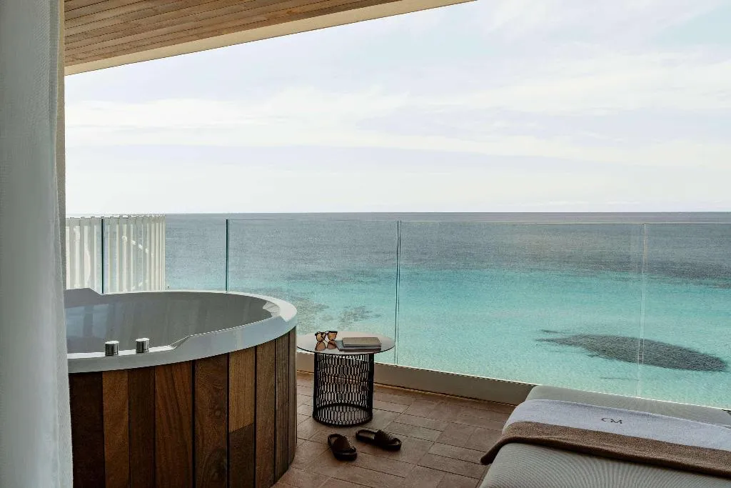 SUITE SEA VIEW WITH TERRACE Room, Villa Le Blanc Gran Meliá Hotel, Menorca