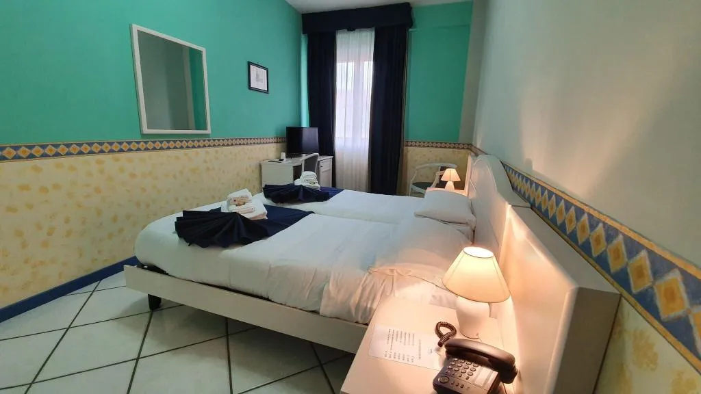 DOUBLE STANDARD Room, Hotel Polo Nautico, Naples