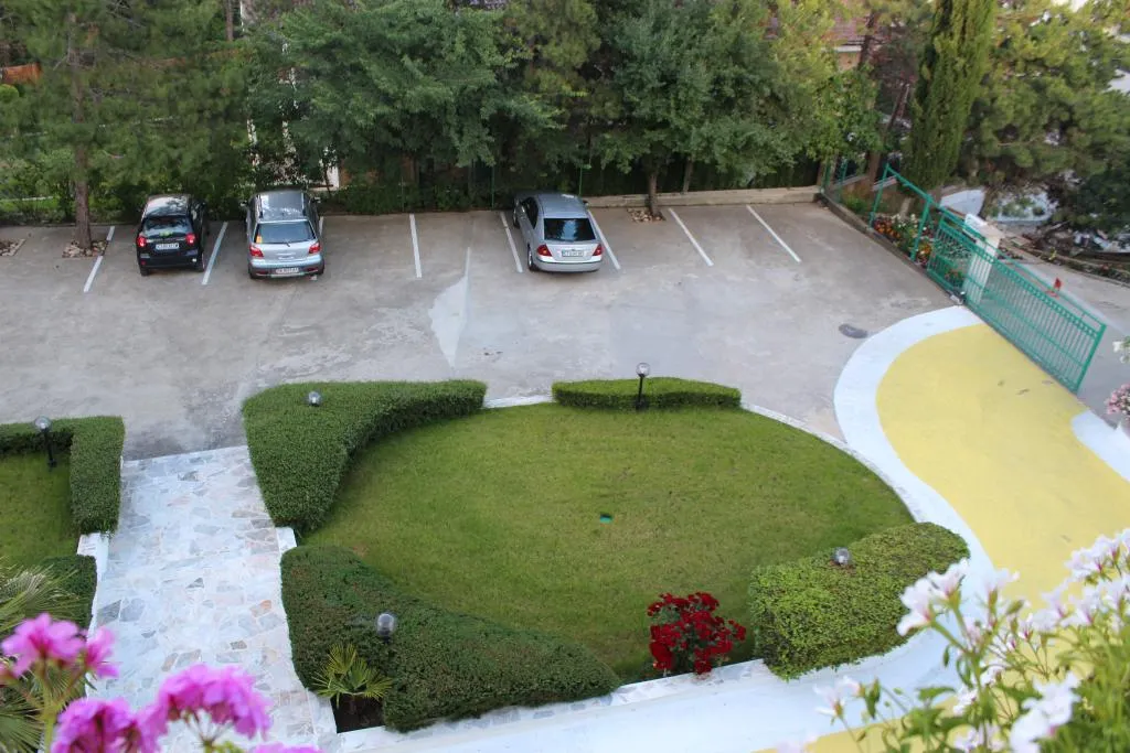 Terrace, Zora, Bourgas
