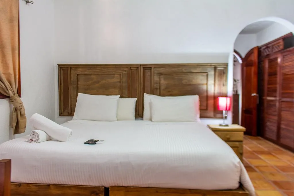 TRIPLE ECONOMY Room, Casaejido, Playa Del Carmen