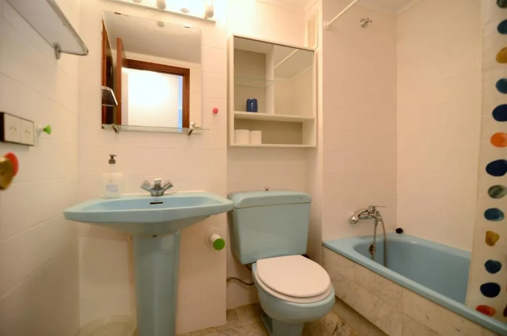 APARTMENT CAPACITY 4 ONE BEDROOM Room, Medes Park, Costa Brava