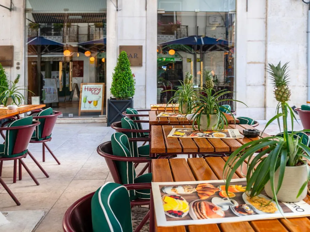 Terrace, Browns Boutique Hotel, Lisbon