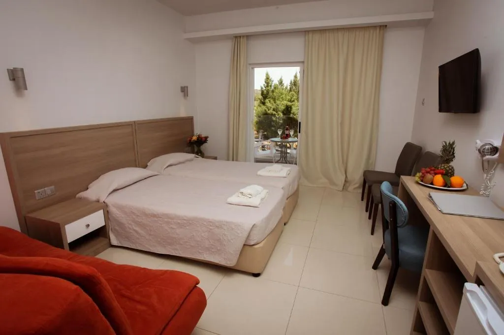 Double or Twin DELUXE Room, Bellini Htl, Cyprus
