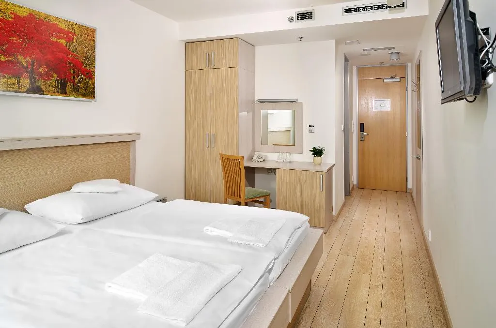 DOUBLE STANDARD Room, Ankora, Prague
