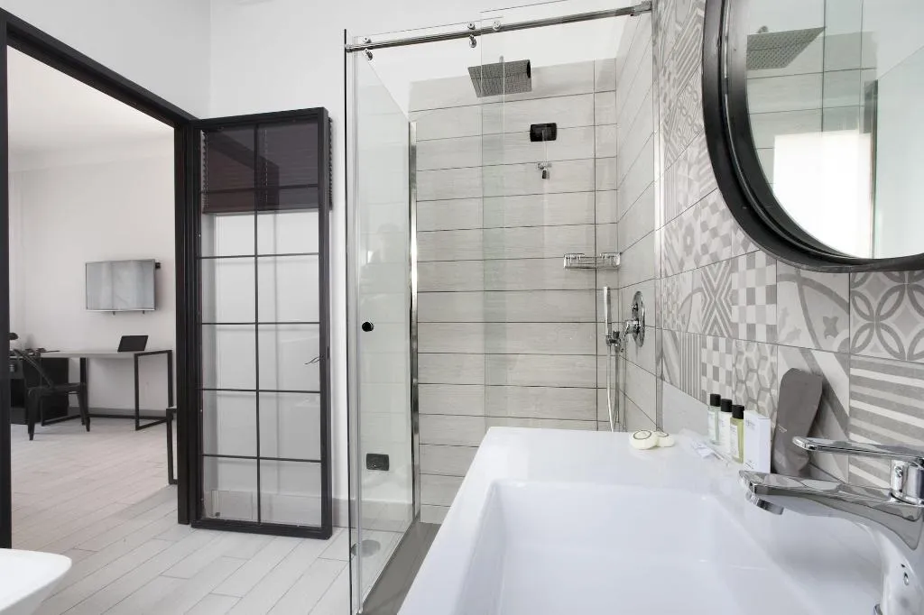 Room, La Ferrovia Guest House, Naples