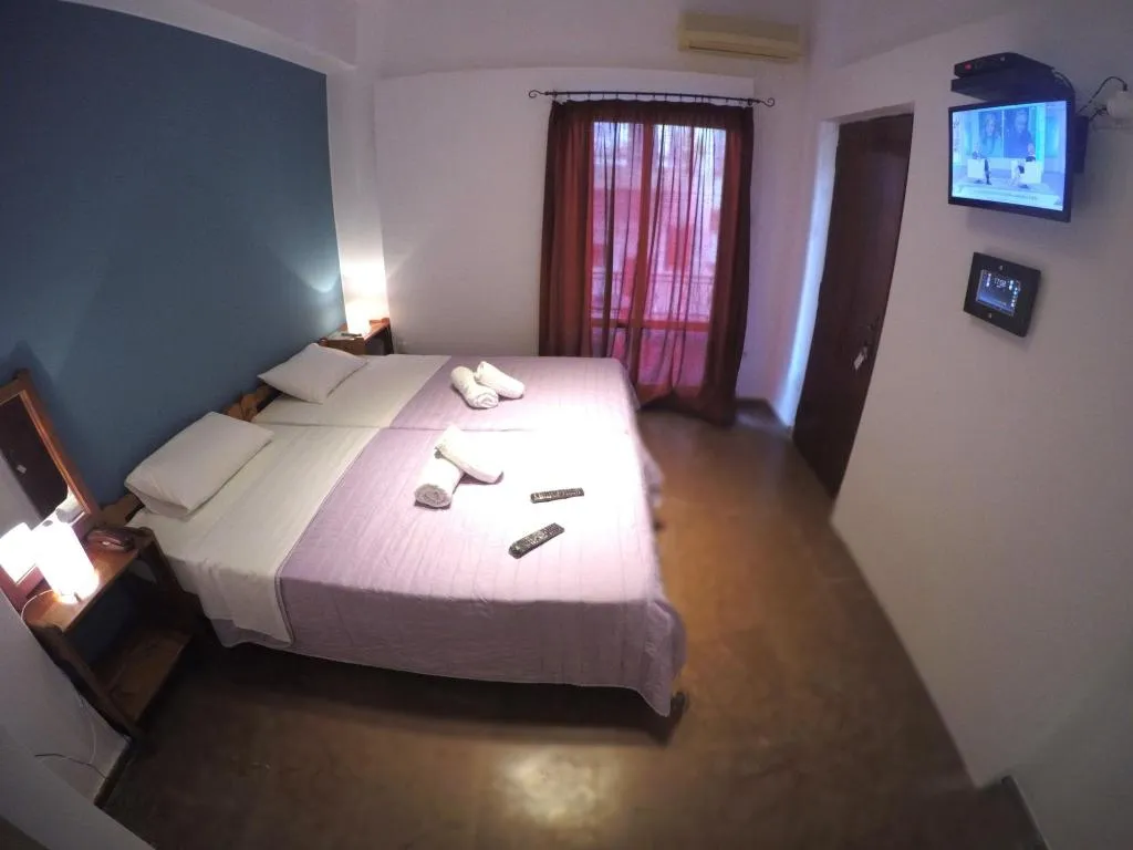 Room, Atlantis Hotel, Crete