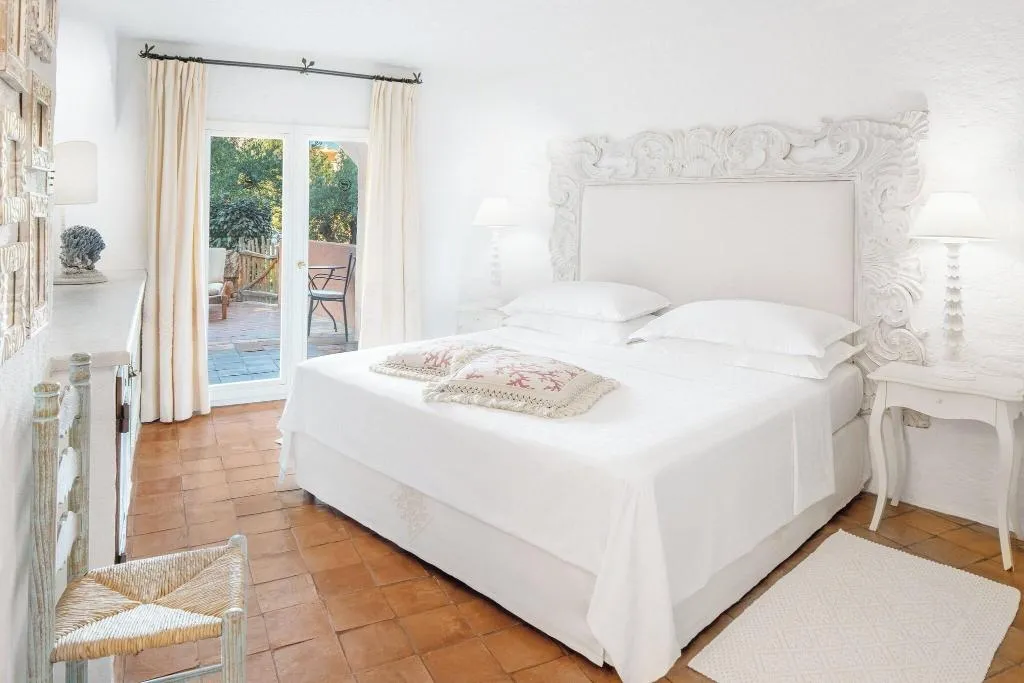 SUITE DELUXE WITH VIEWS Room, Cervo, Olbia