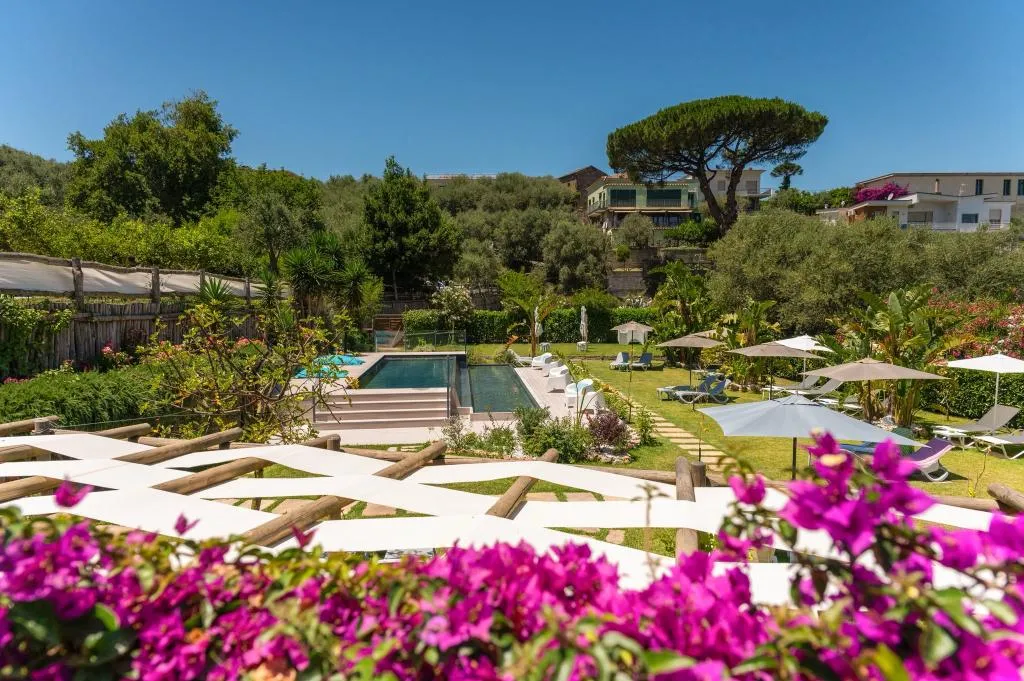 Pool, Casale Antonietta, Naples
