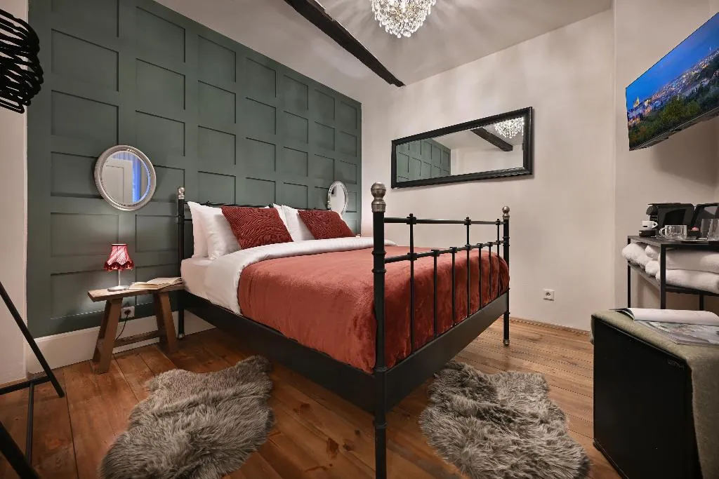 SUITE WITH DOUBLE BED Room, U Šuterů Boutique Hotel, Prague