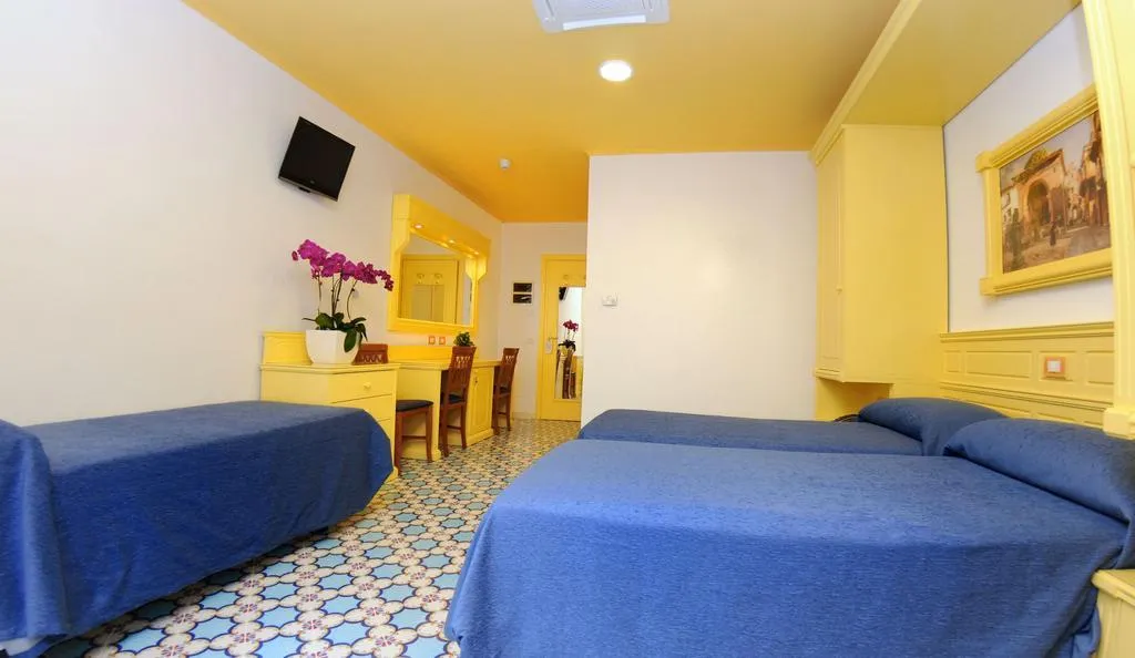 Room, Astoria Sorrento, Naples