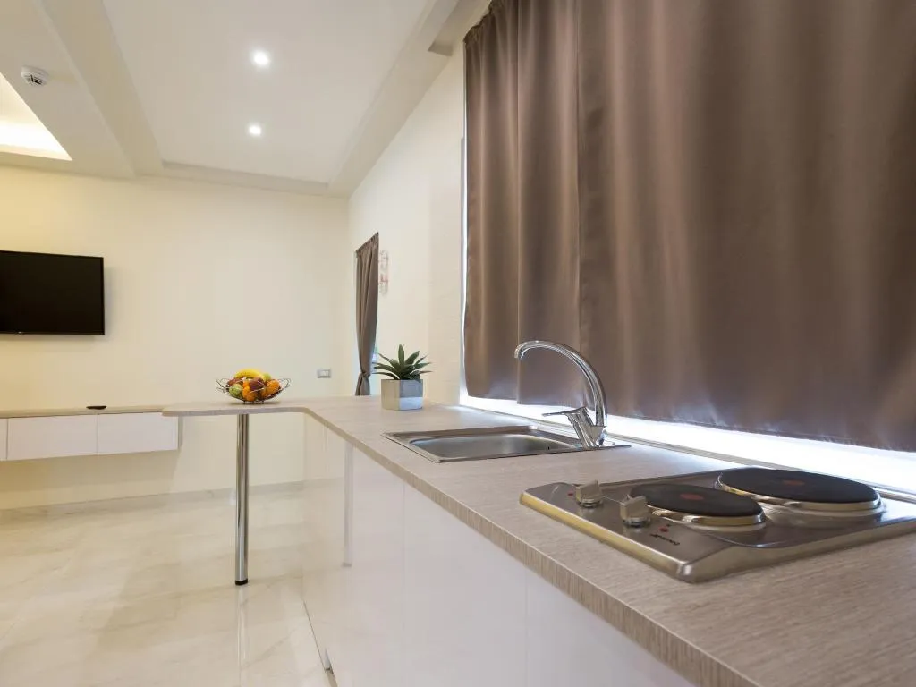 QUADRUPLE STANDARD Room, Buono BB, Naples