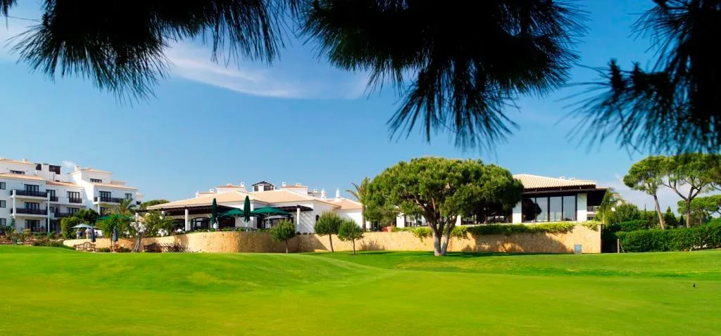 Restaurant, Pine Cliffs Hotel, a Luxury Collection Resort, Algarve