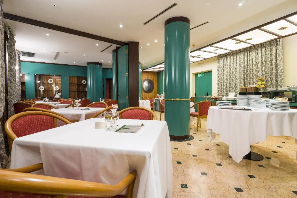 Restaurant, Carrobbio, Milan