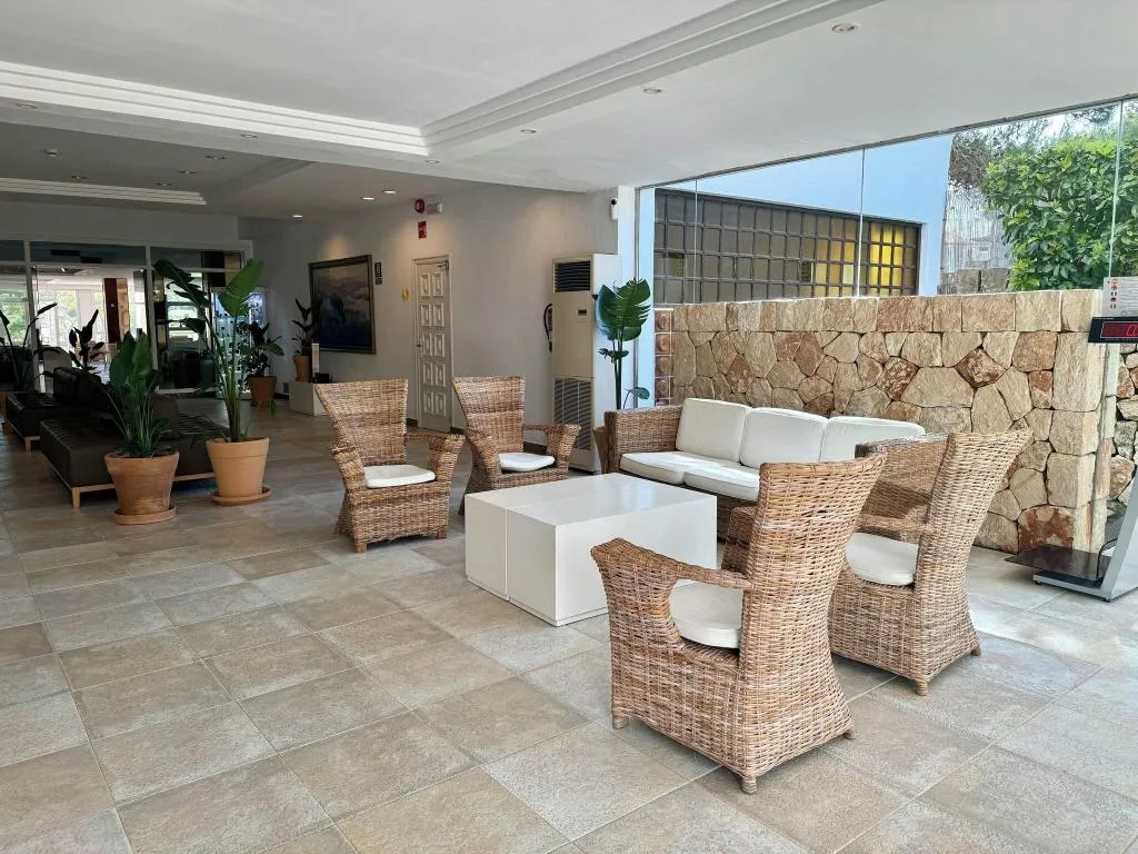 Lobby, Cala Ferrera, Majorca