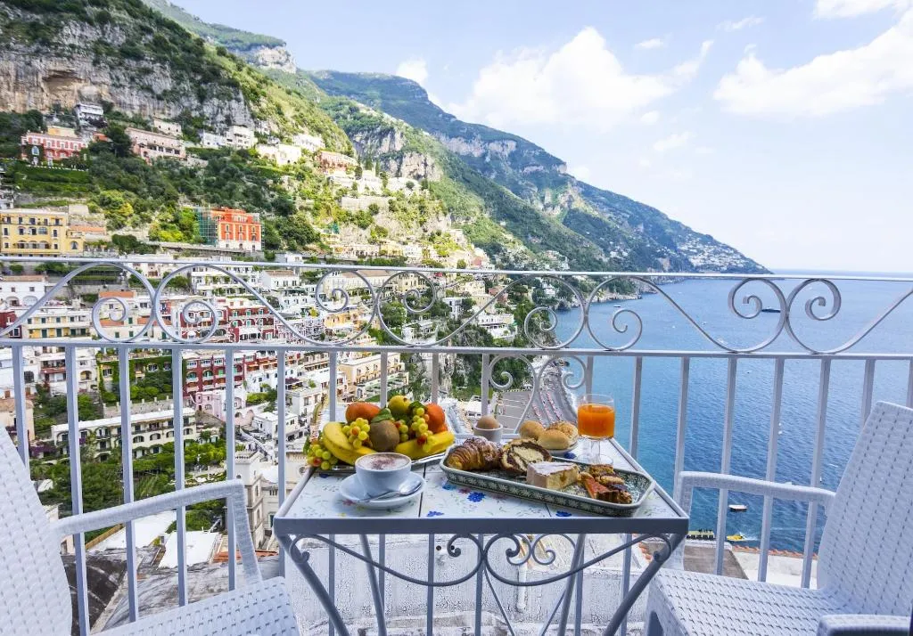Room, Hotel Reginella Positano, Naples