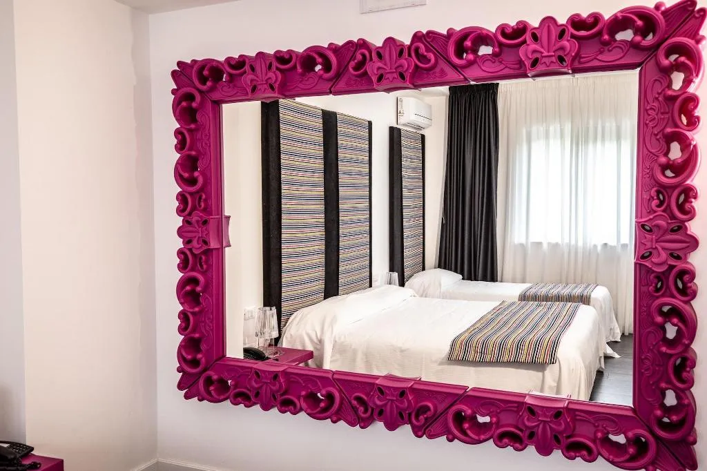 Room, La Compagnia Del Viaggiatore, Rome