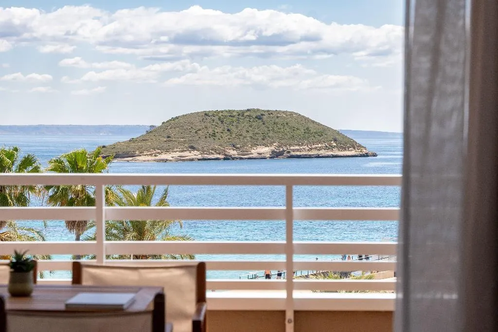 JUNIOR SUITE SEA FRONT Room, Innside Wave Calvia, Majorca