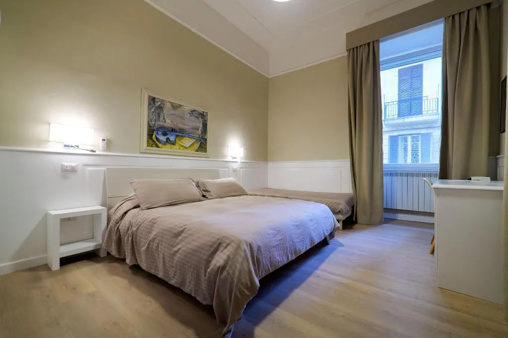 Room, Bnb Il Centrale The Best Choice, Naples