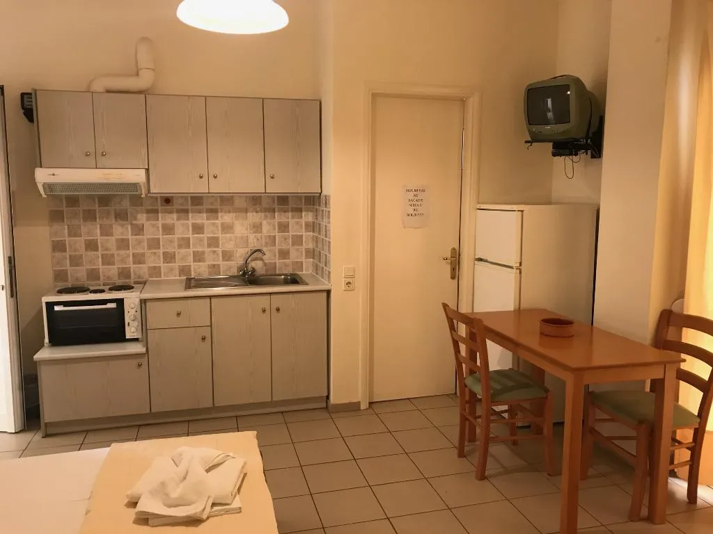 Double or Twin STANDARD Room, Diamanti Hotel, Athens